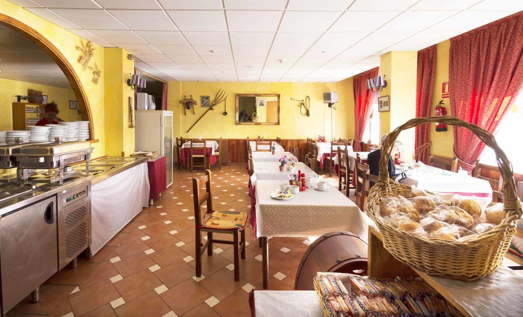 Hotel Antic La Cortinada ภายนอก รูปภาพ