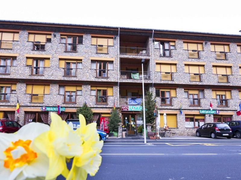 Hotel Antic La Cortinada ภายนอก รูปภาพ